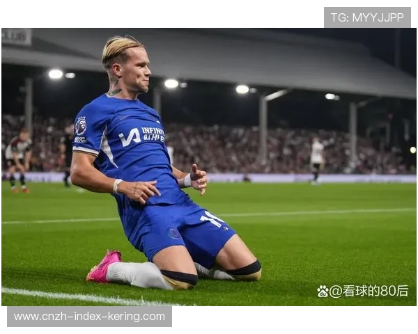 切尔西反抢后快速推进，穆德里克推射偏了